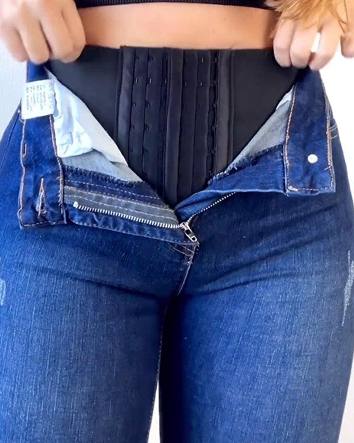 Ripped Jeans With Shaping Belts