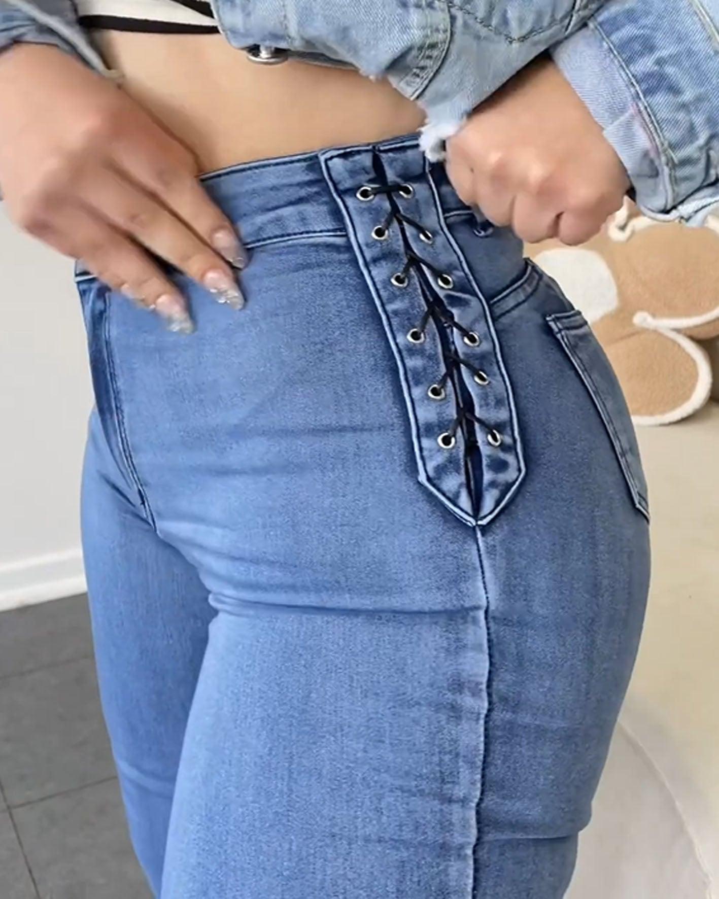 Tight, High-Waisted Jeans - Wishe