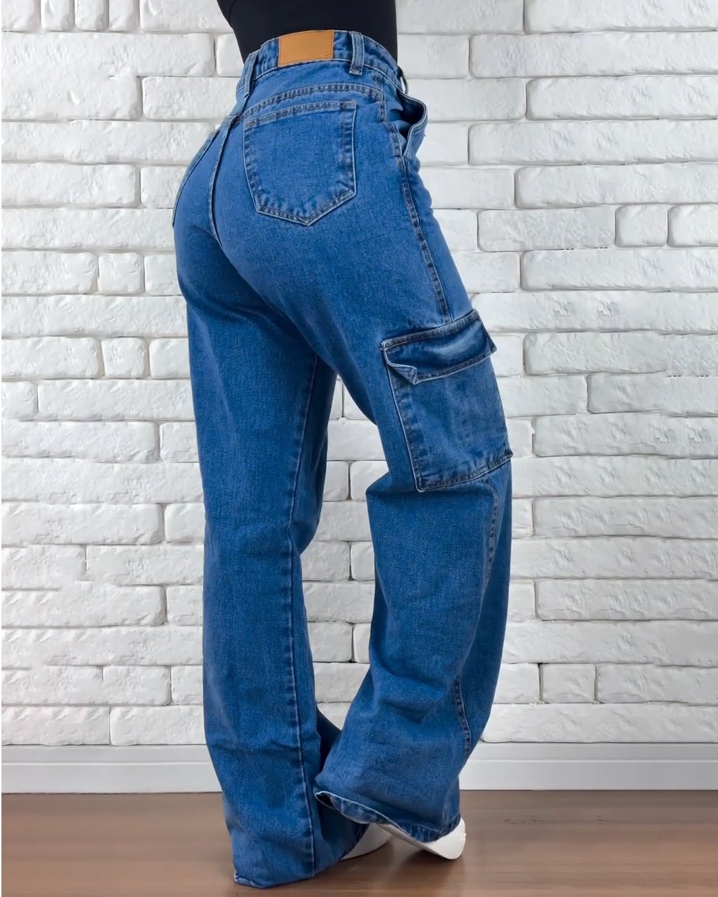 Calca High Waist Cargo Jeans