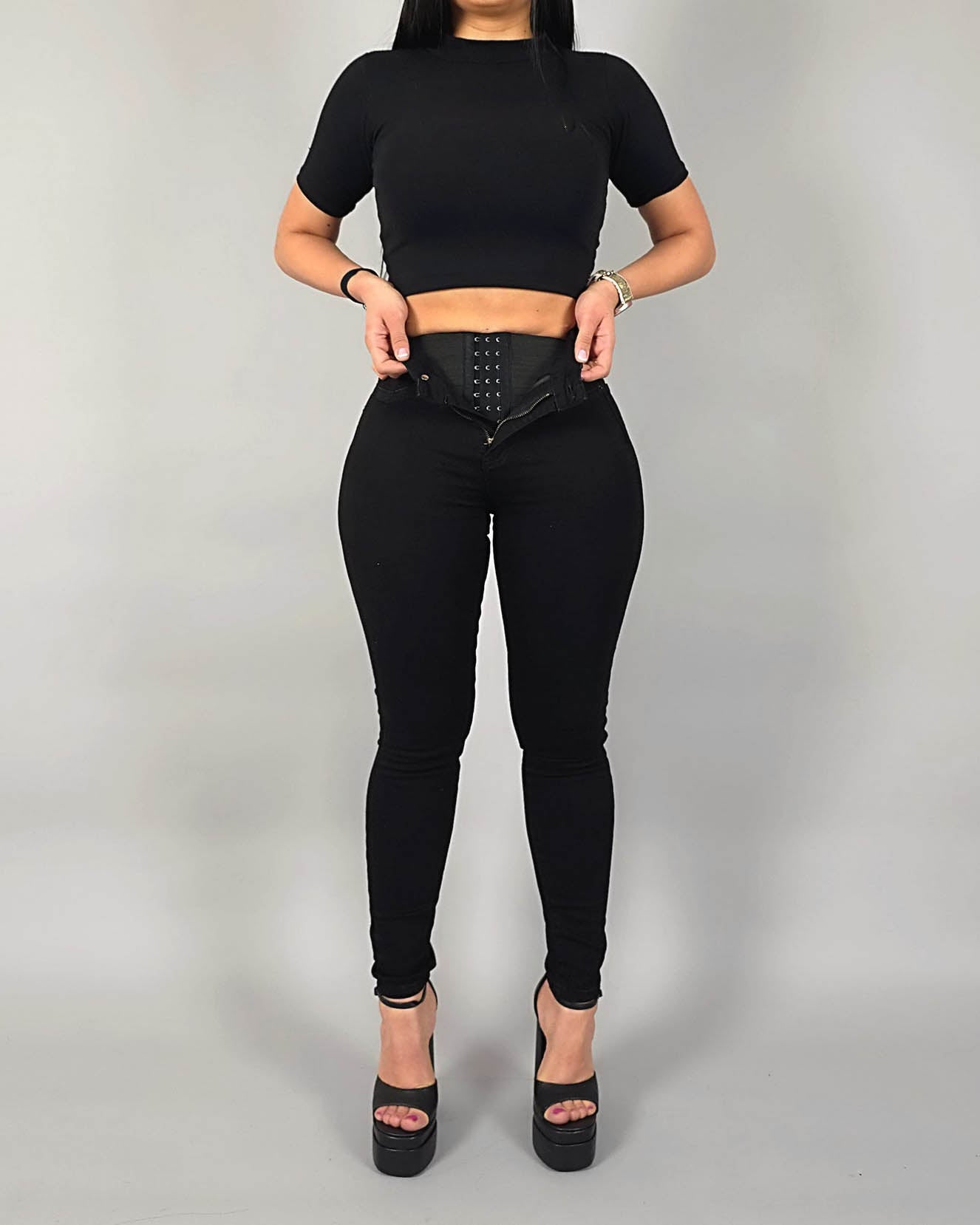 Black Slim Push Up Jeans Con Fajas